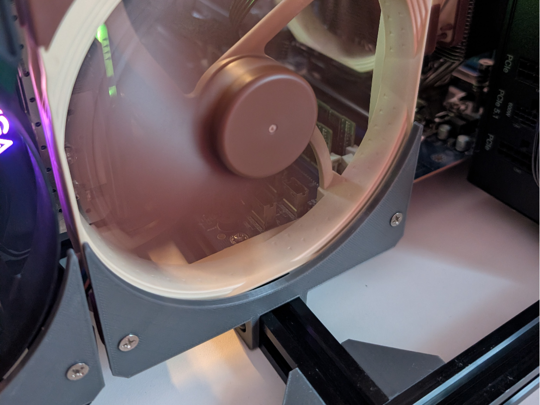 140mm Fan Mount for 2020 Aluminum Extrusion