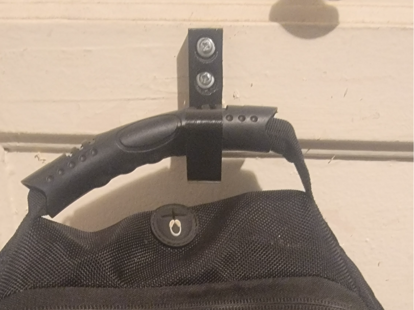 Single Lares Utility Hook