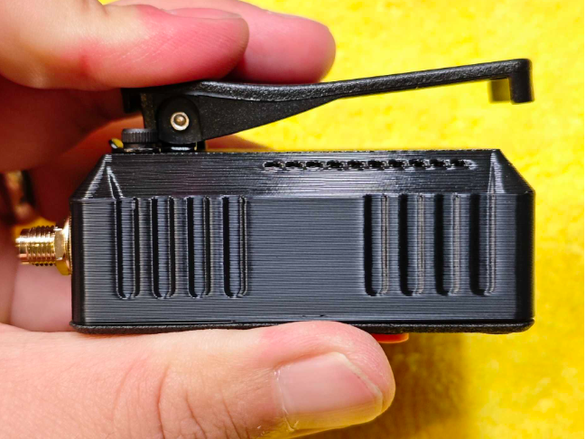 Wio Tracker L1 Pro Case w/ 28mm Walkie Talkie Clip
