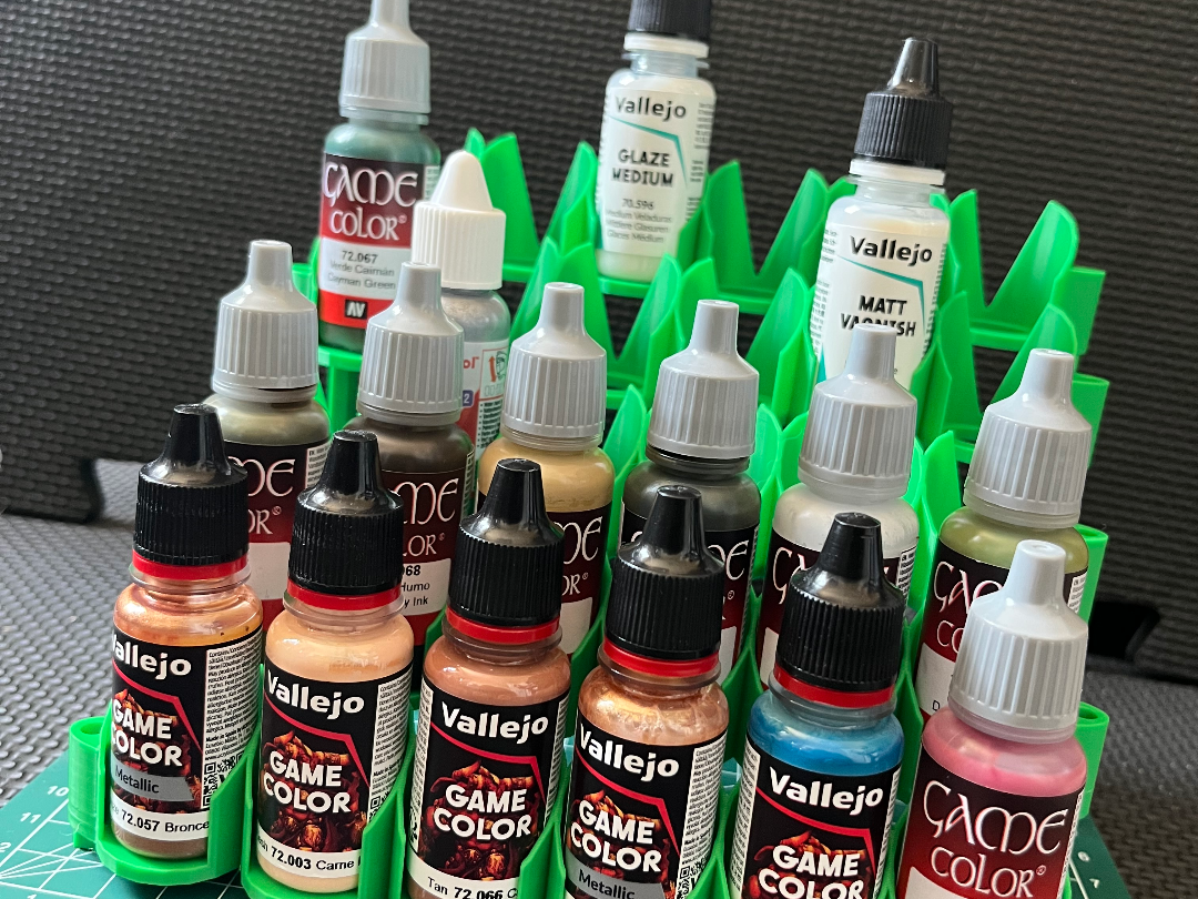 30 Bottle Vallejo Paint Rack - fits 26mm D bottles