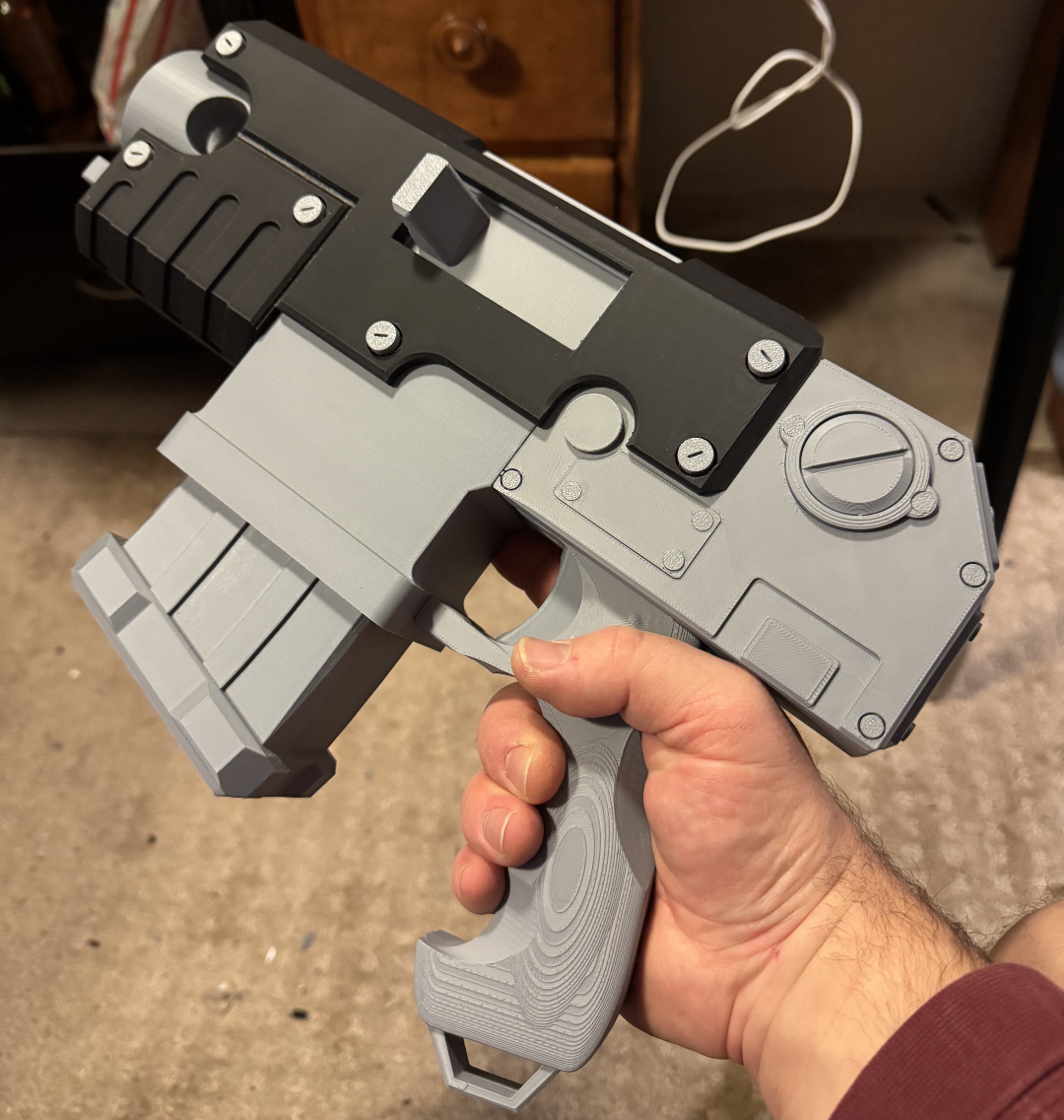 WH40K - Bolt Pistol V2 - Primaris Space Marine