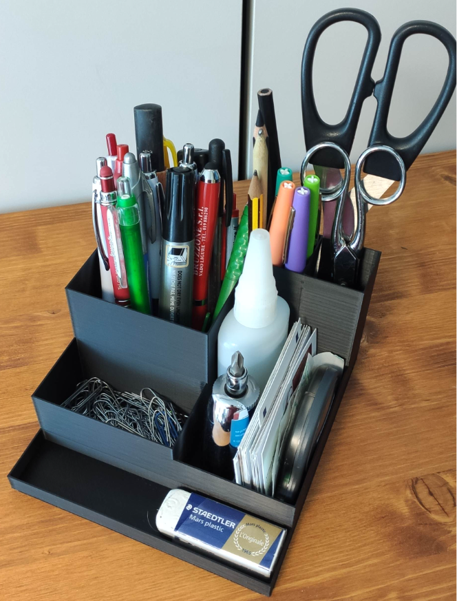 Desk pen holder