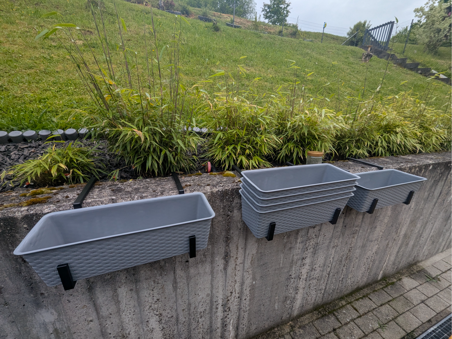 Blumenkasten Mauerhalter
