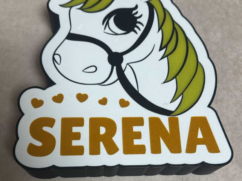 Lampada nome Serena con cavallo