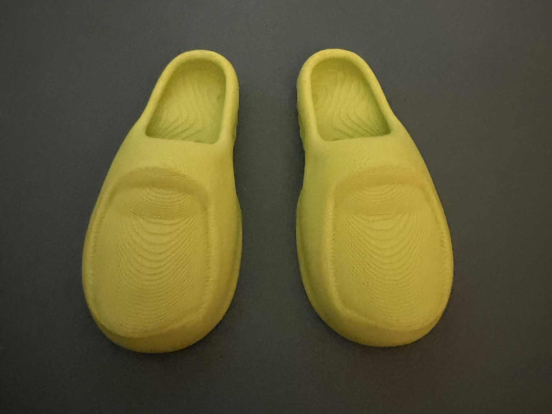 BIG TOE SLippers