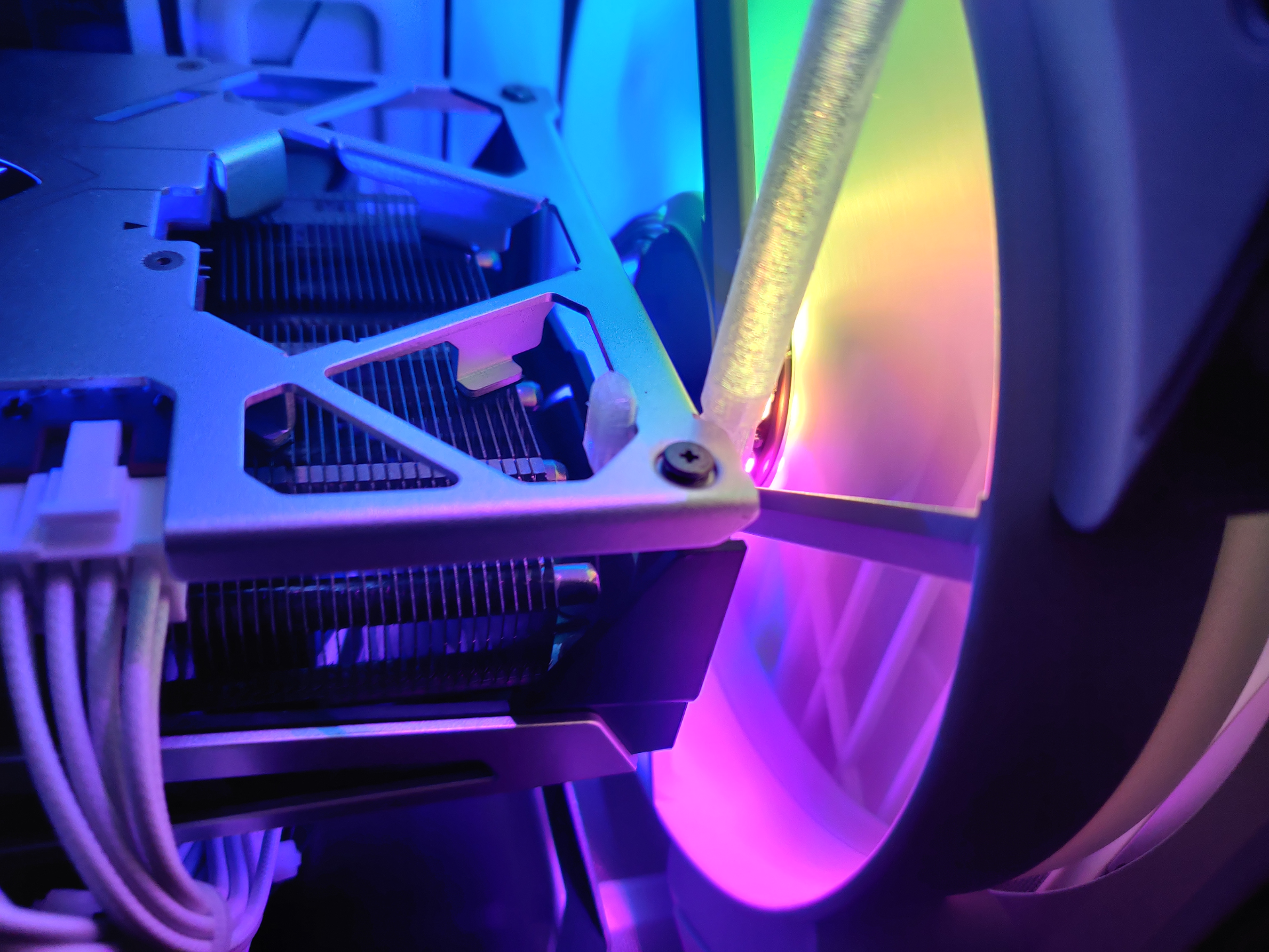 Suspended GPU Support - Supporto GPU Sospeso