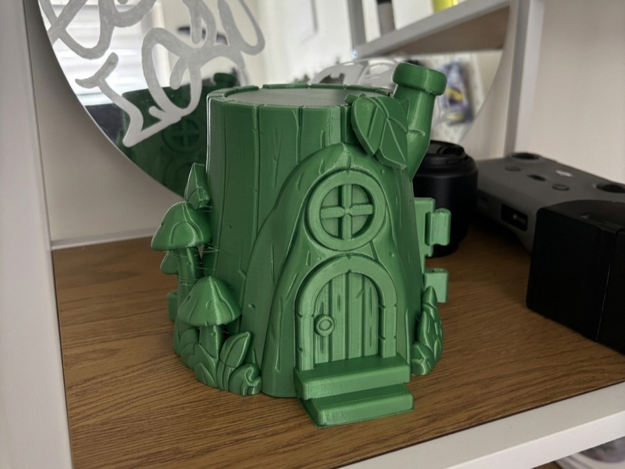 Cozy Tree Stump House | Fairy Display Stand