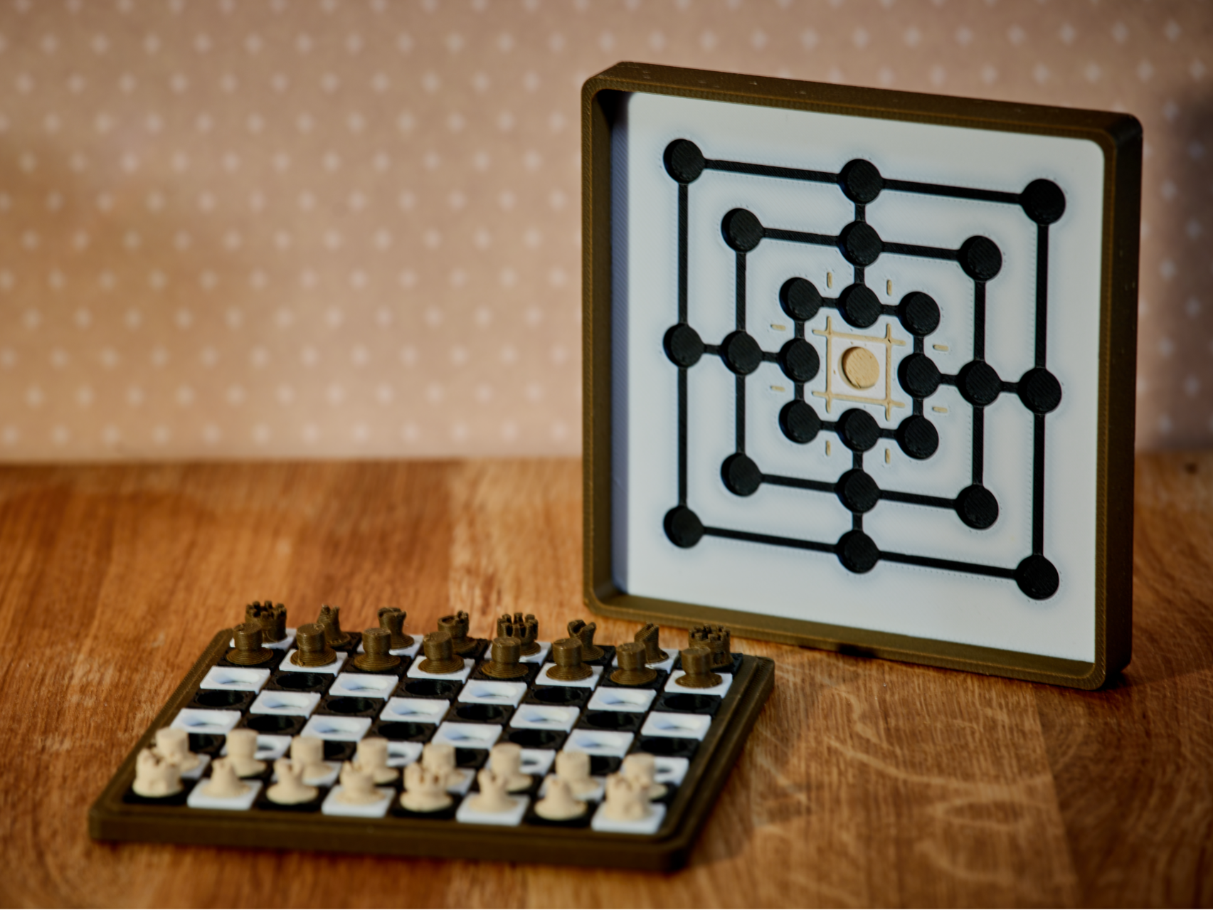 Chess & more Schach Mühle Dame & Tic Tac Toe