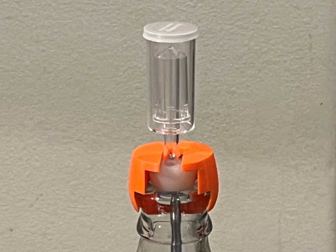 Carboy Stopper Clamp