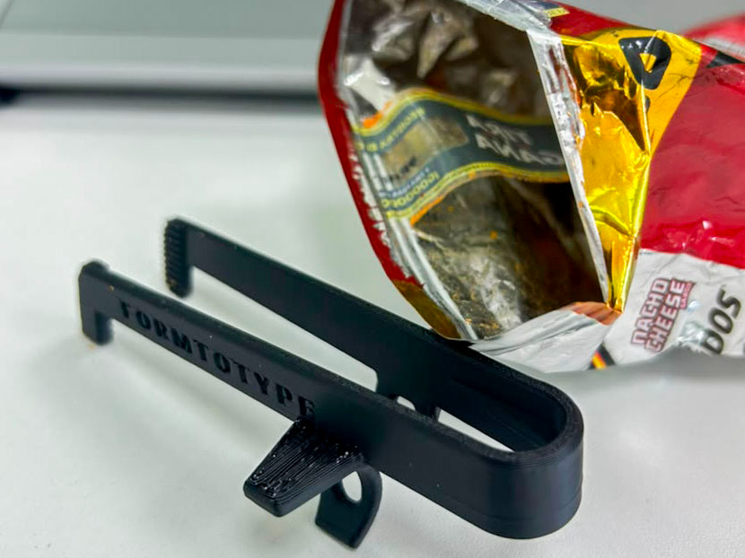 Formtotype Wearable Snax Picker