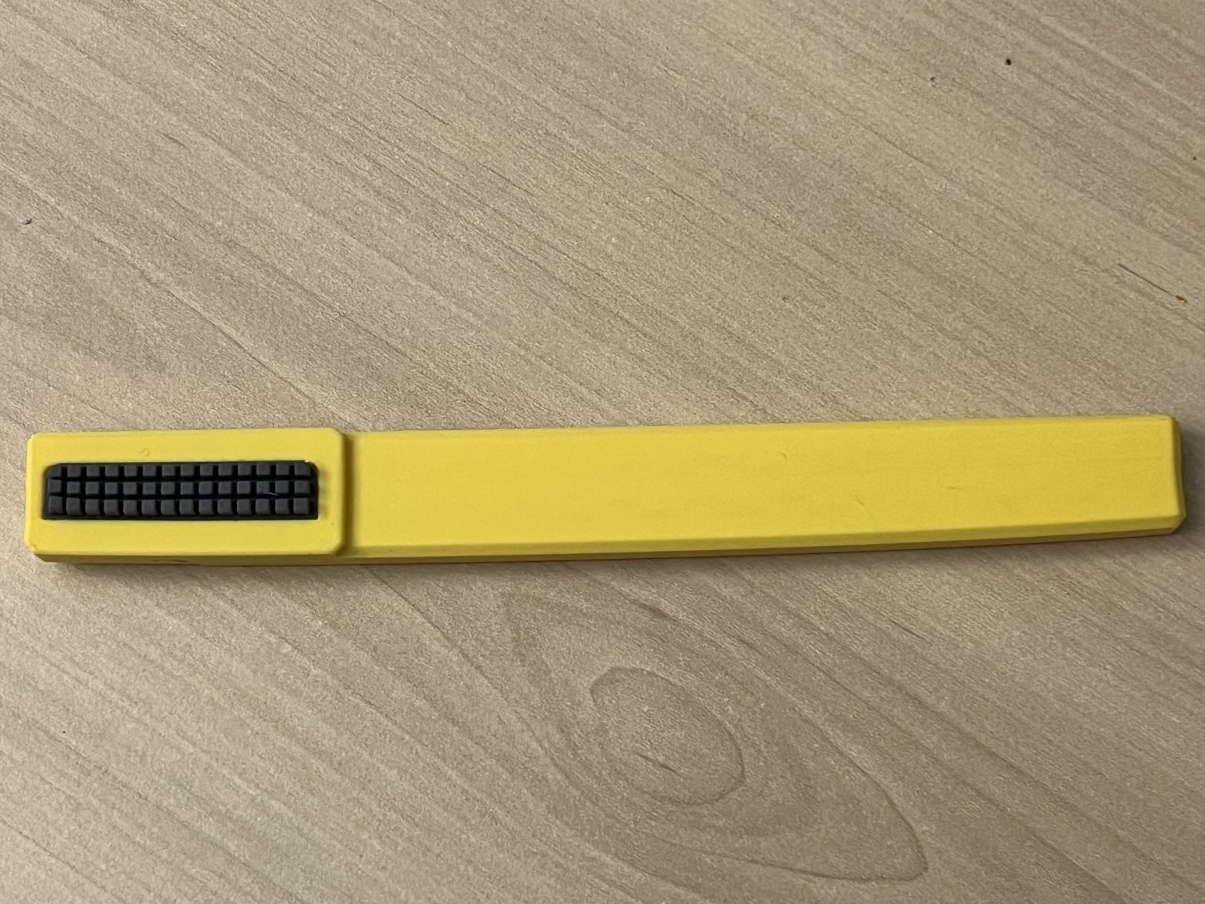 Nozzle Brush held by Magnet
