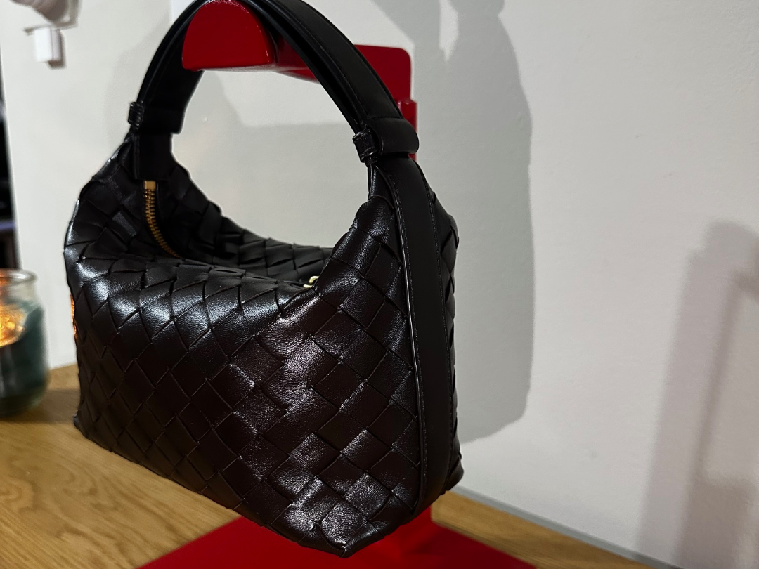 Bag or Purse Display Stand