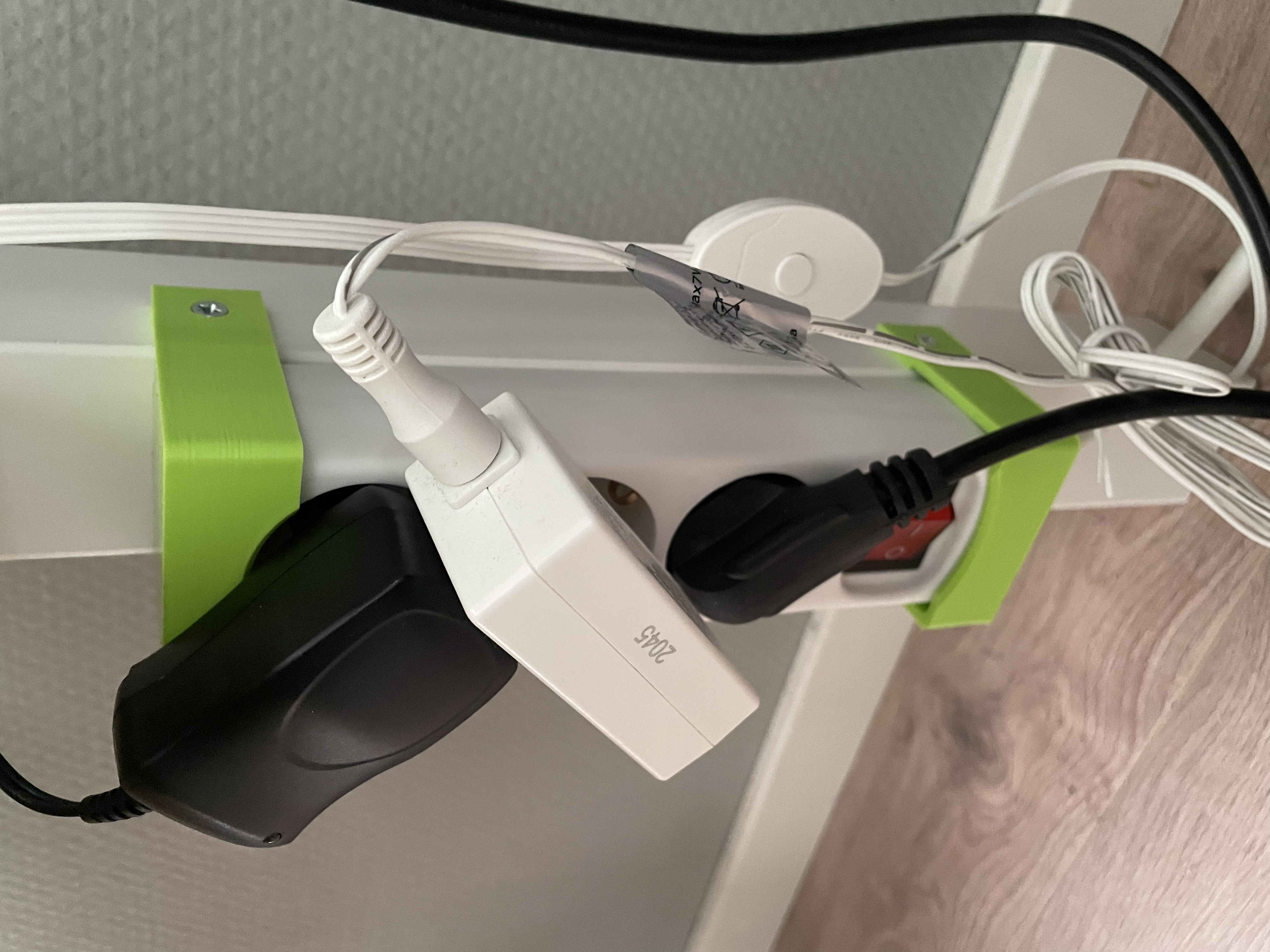 Ikea Koppla power strip mount to Ikea Lack table leg