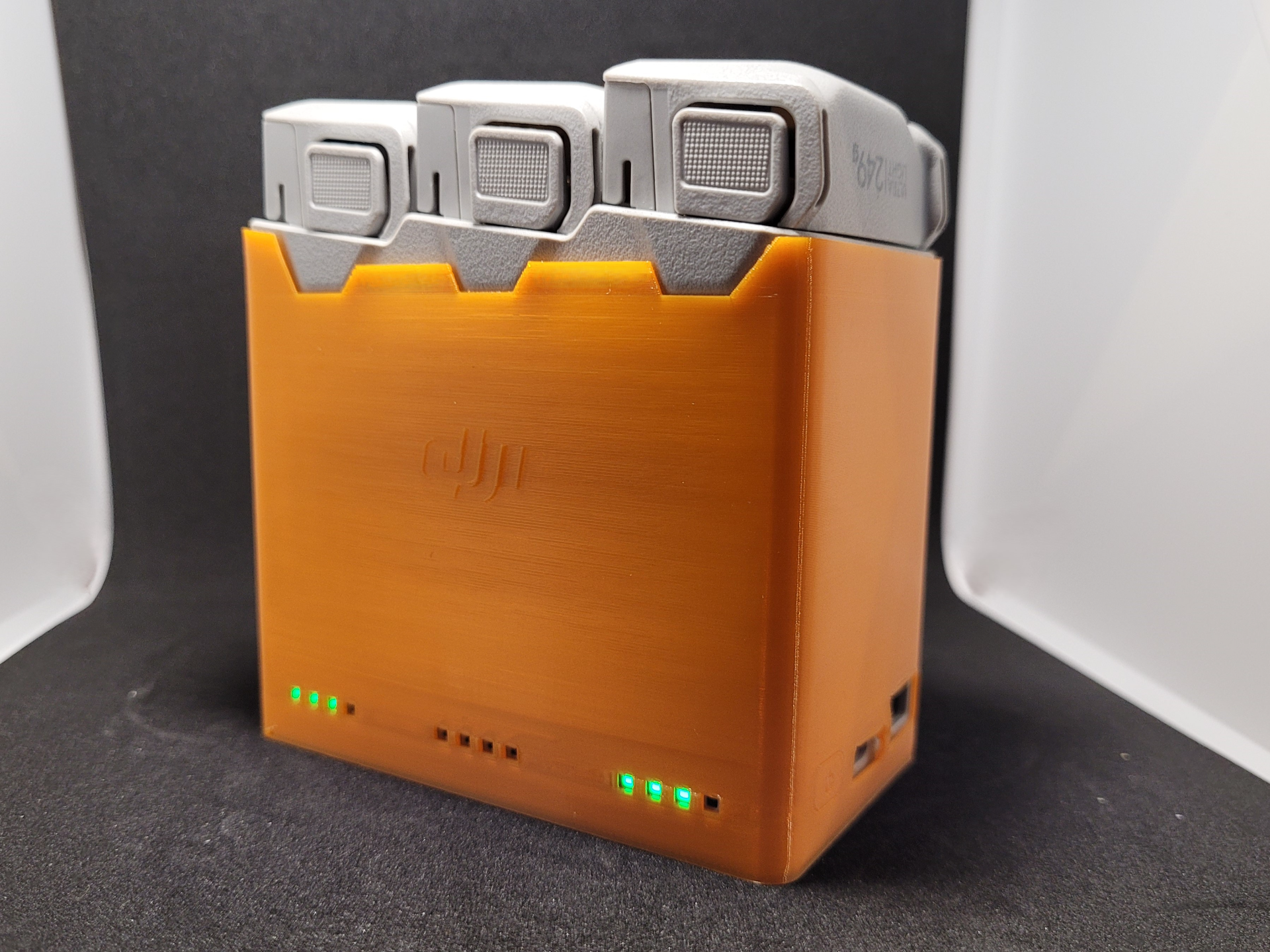 DJI Mini 3 / 4, Battery Charger protective skin
