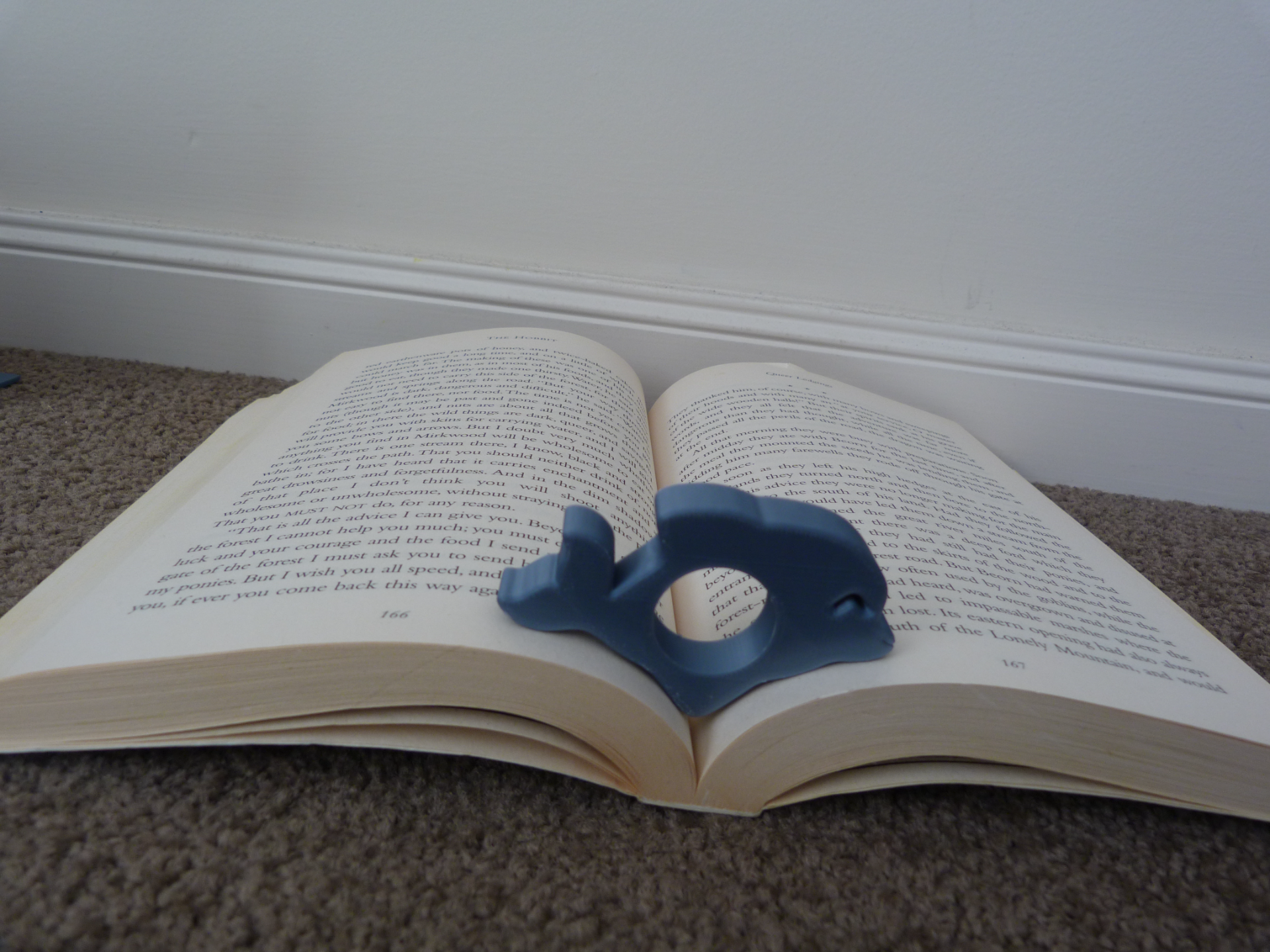 thumb dolphin book holder (child size)