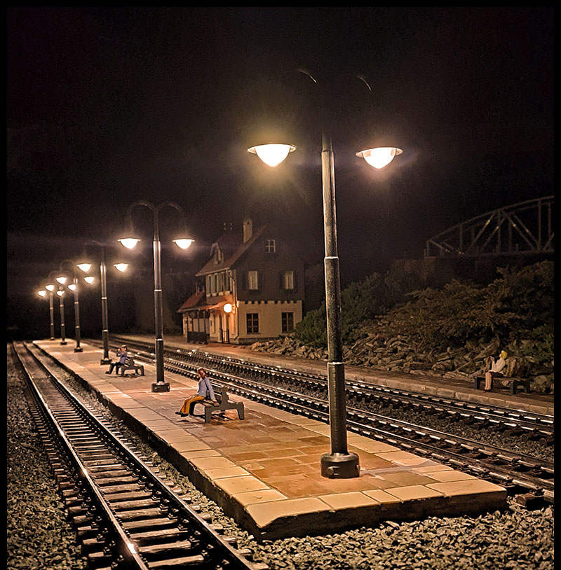 Train station lamp M1:22,5 M1:24