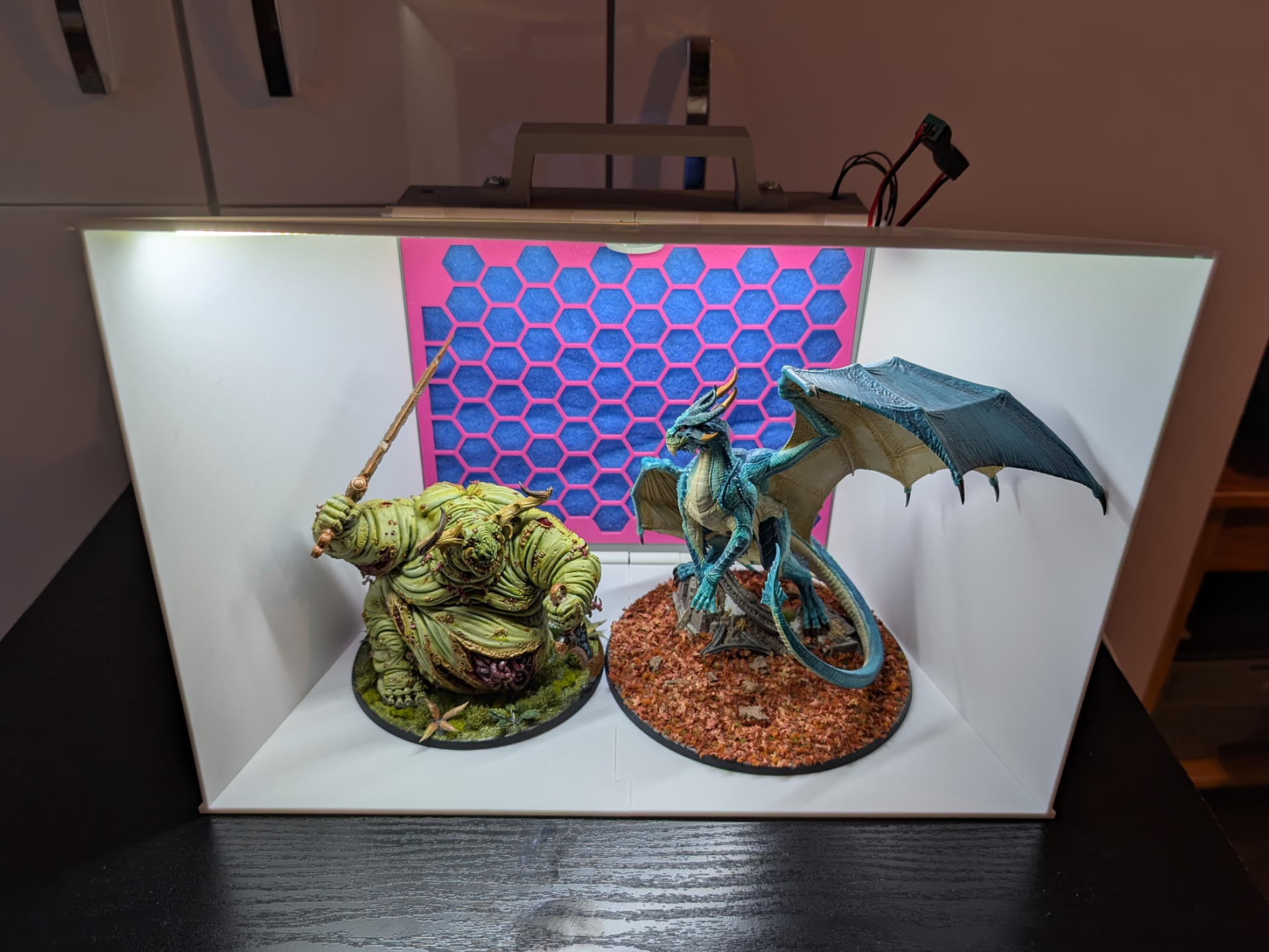 Folding Airbrush Spray Booth - Compact, Effective