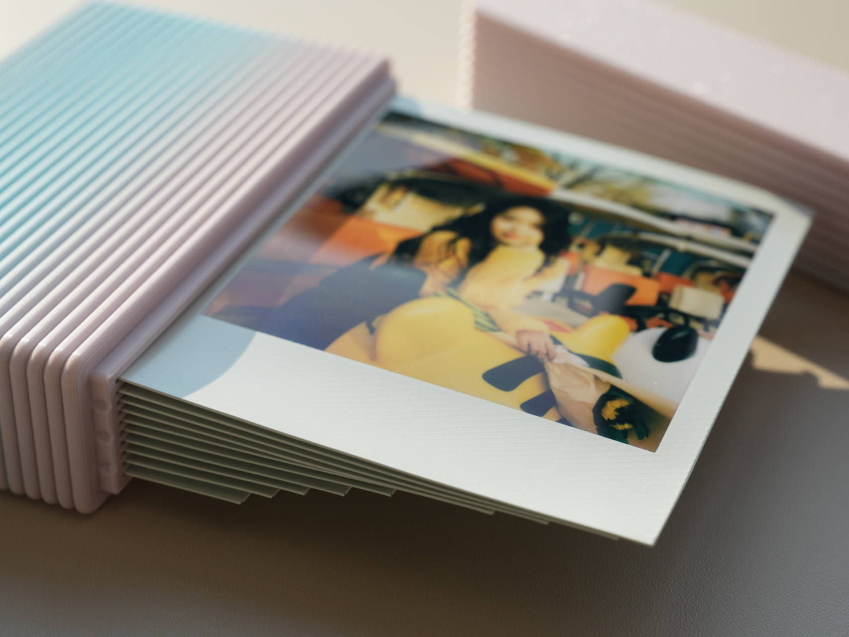install WIDE film box 富士宽幅拍立得相纸收纳盒 兼容Polaroid