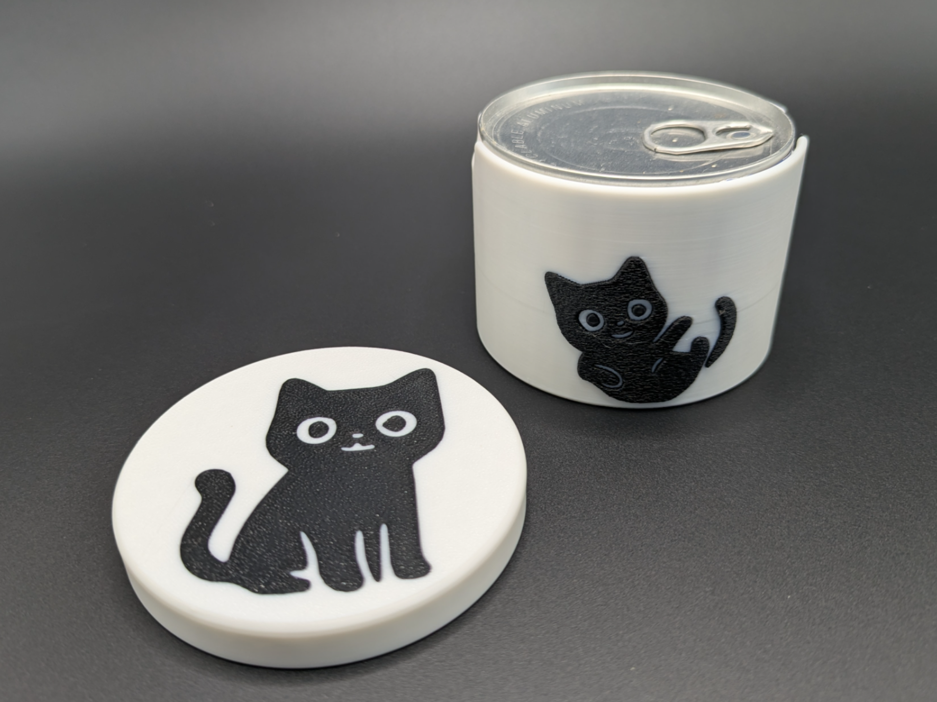 Cat Food Can Feeder with Lid for Refrigeration