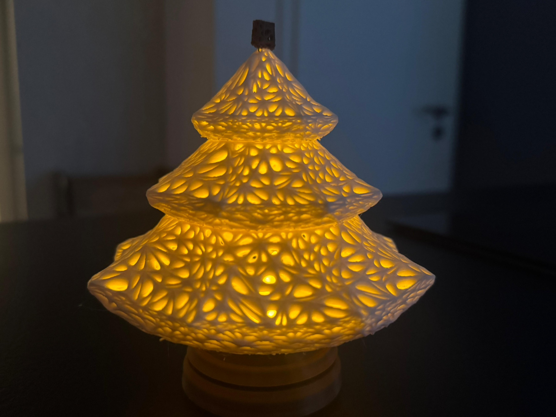 Christmas Tree Lantern Light