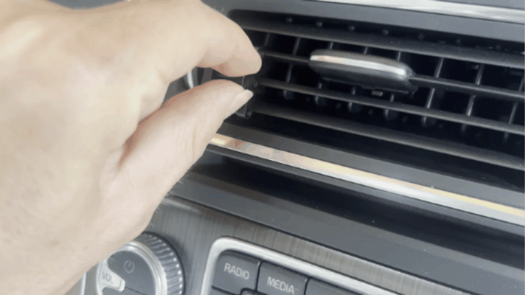 Volvo S60 Vent control
