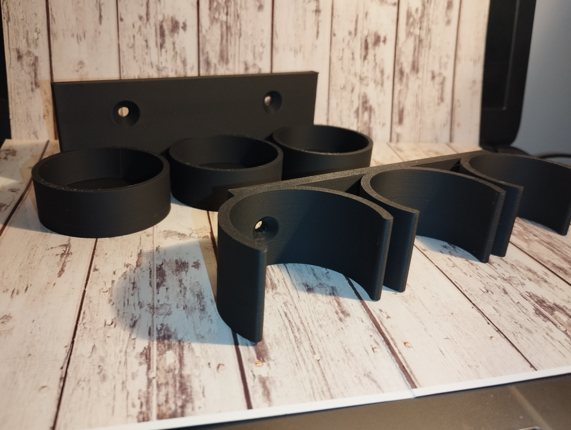 sealant holder