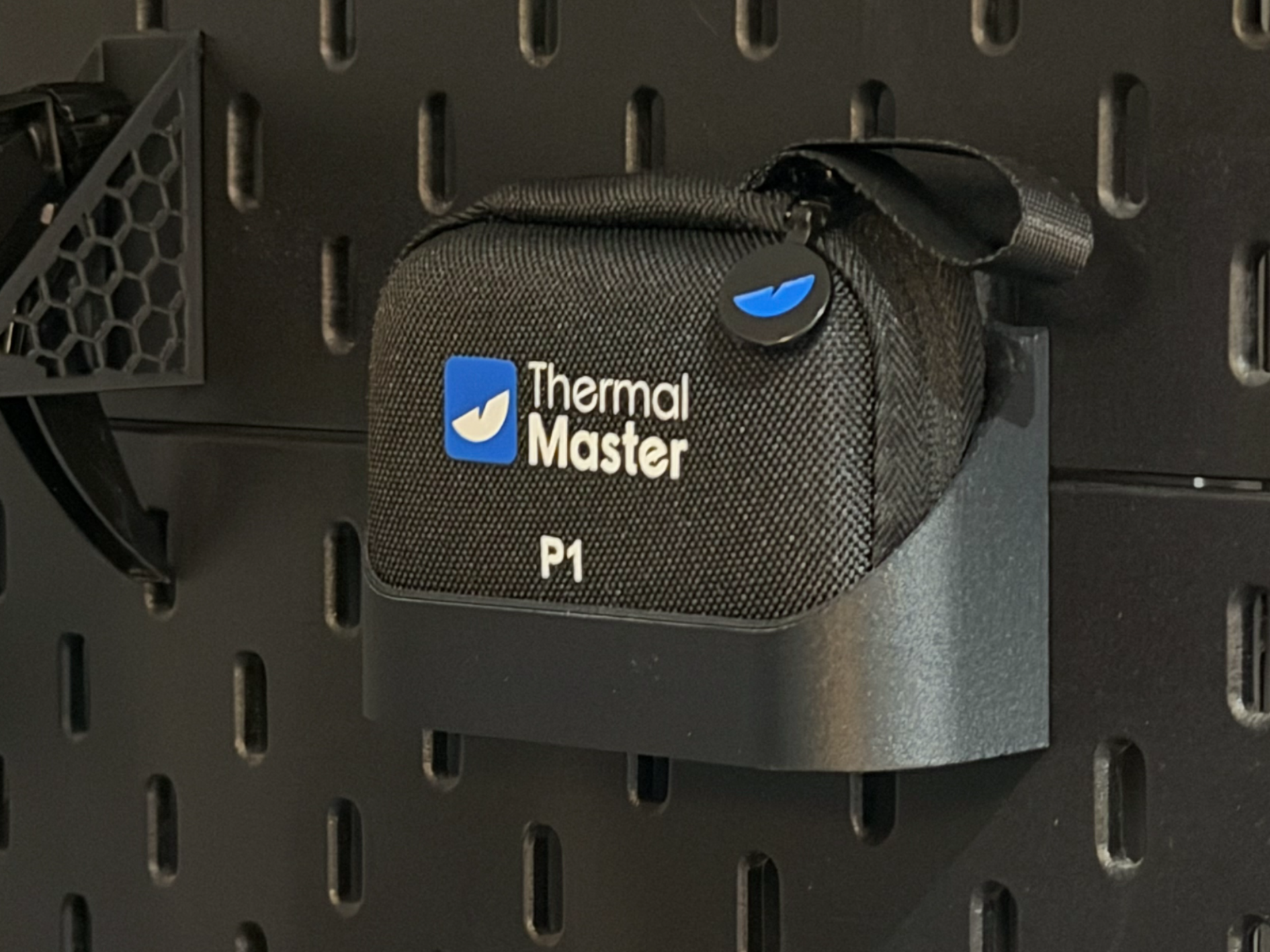 Skadis Thermal Master P1 thermal camera holder
