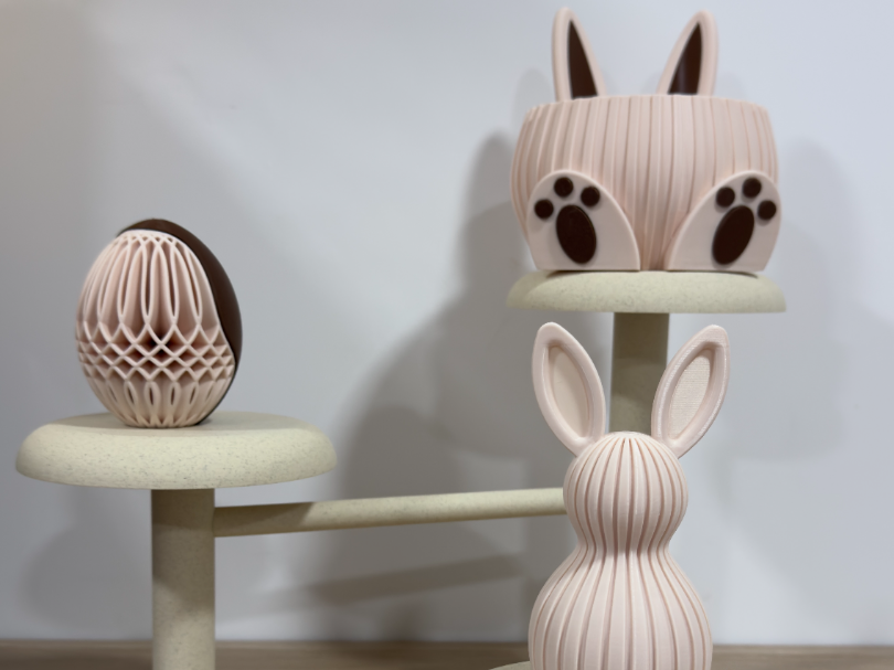 Minimalist 3 Vase Stand