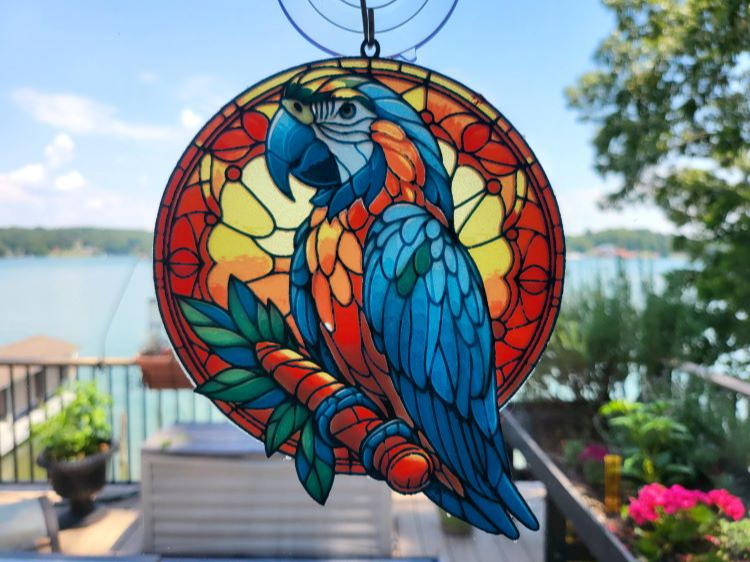 HueForge Stained Glass Macaw
