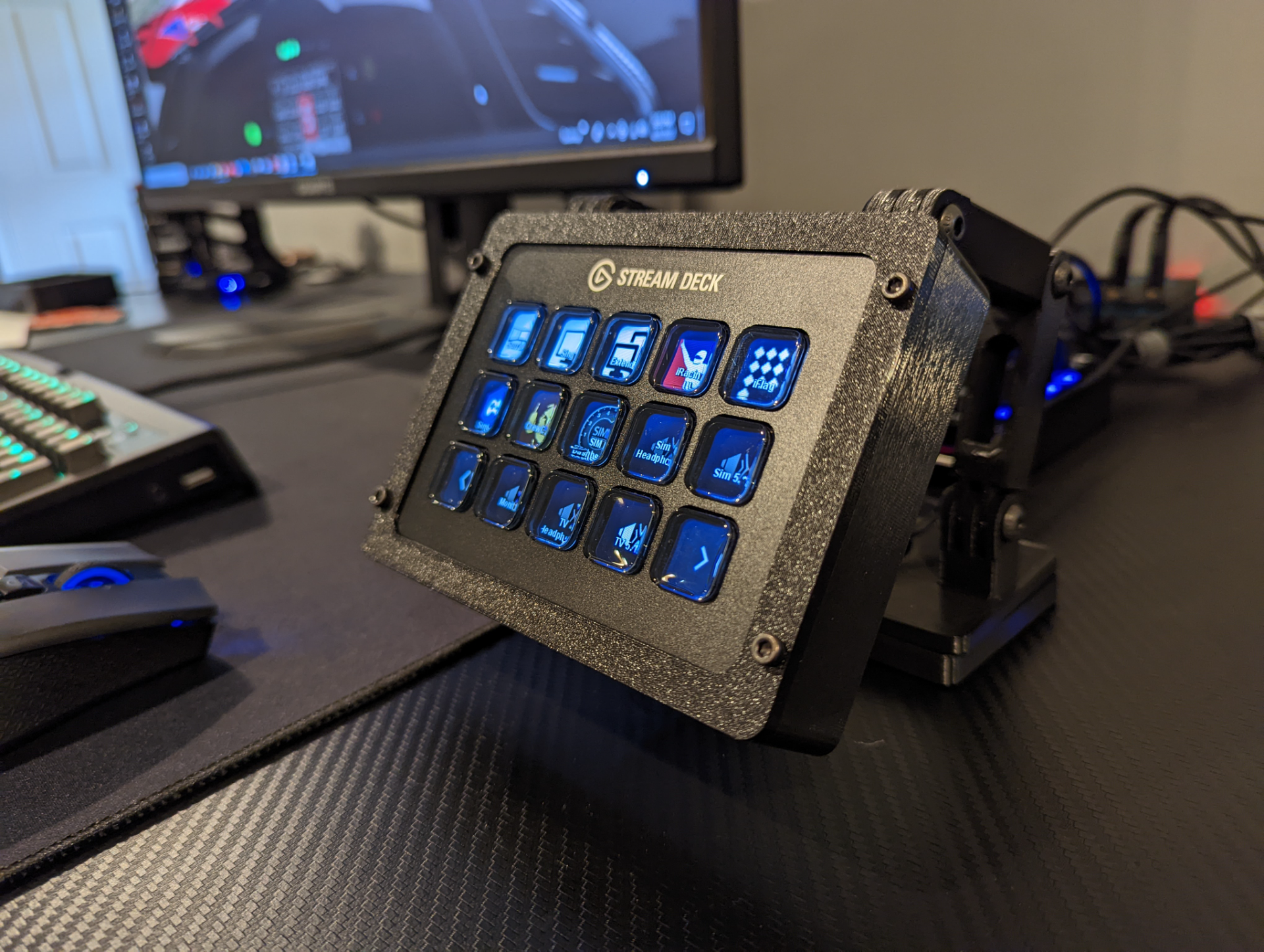Stream Deck 15 Key Modular Adjustable Mount (Fully Enclosed) (MK1 or MK2 Models)