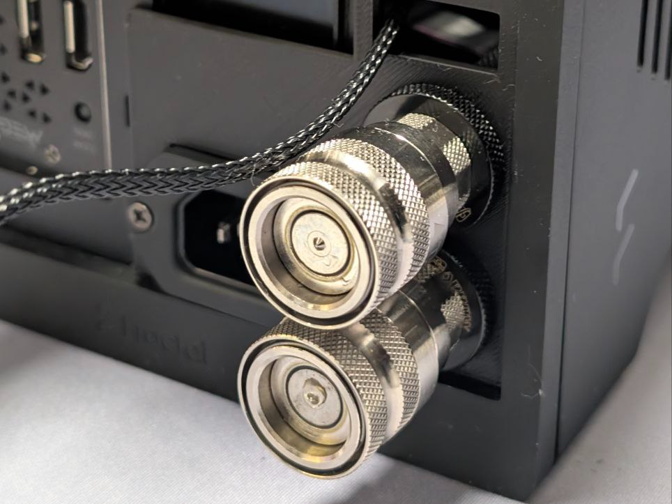 Fractal Design Terra pass through for watercool