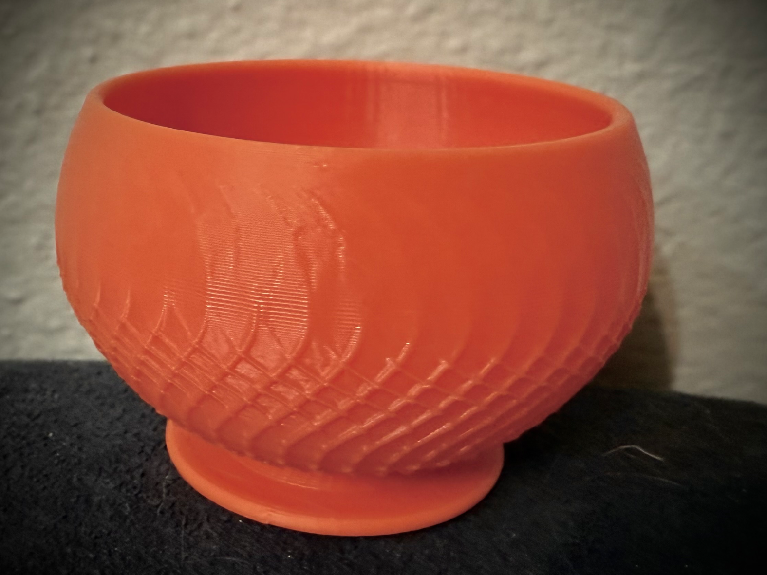 Swirly cup