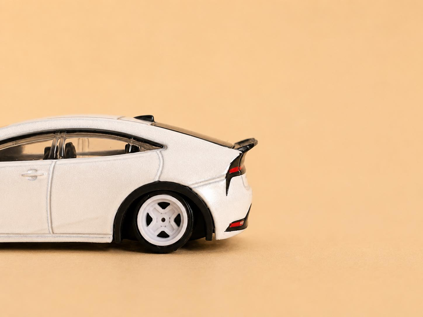 Ducktail aileron spoiler universel 1/64