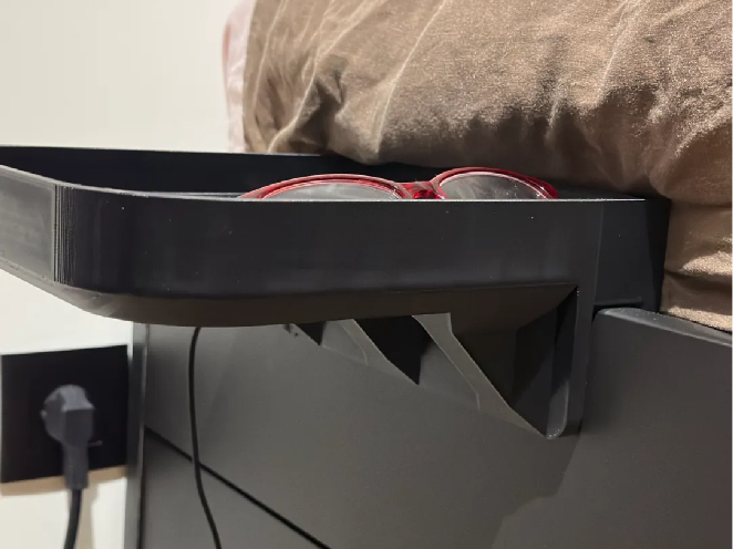 night stand  opening for bed 25,85mm
