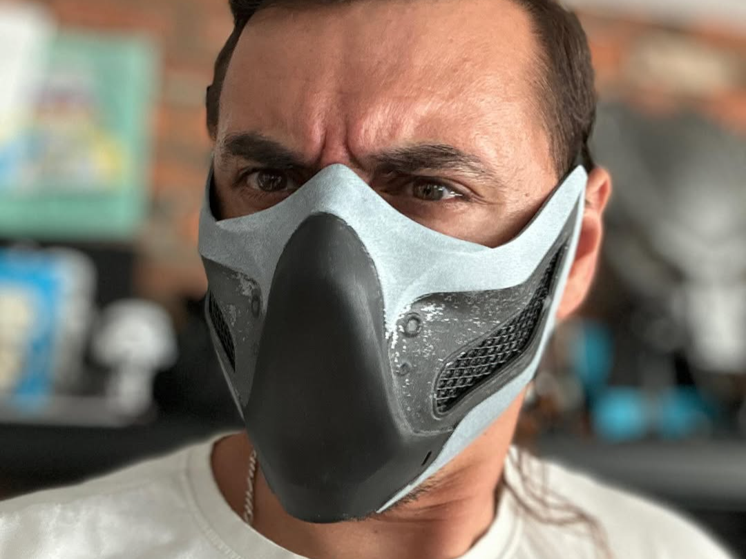 Smoke mask  from MK1 -  In the Dark