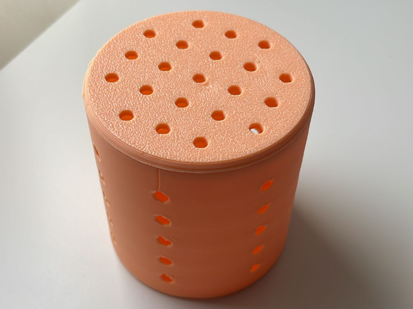 Silica gel container