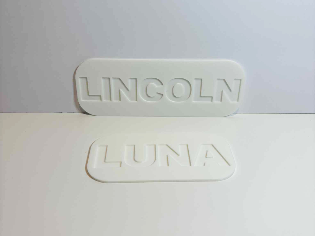 Custom name coloring plates