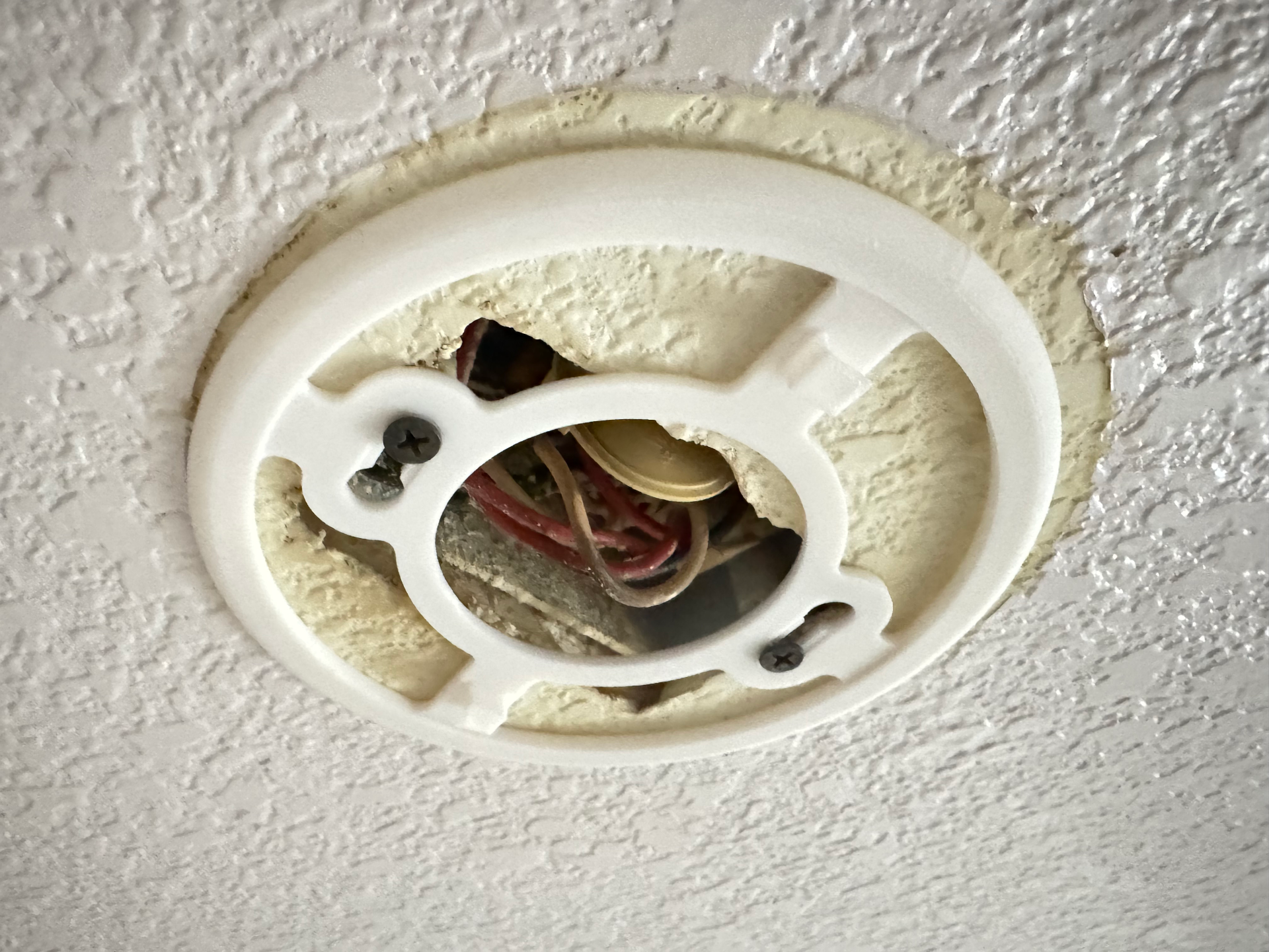 Smoke Alarm Mount + Cover Plate