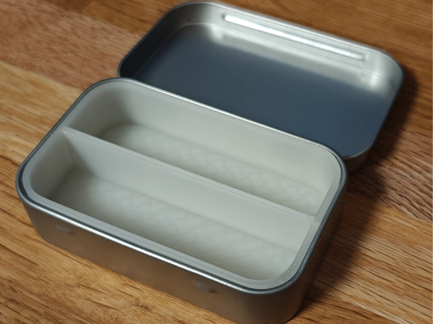 Metal can / box inserts