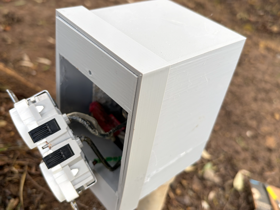 Weatherproof Box Riser + Rail Bracer