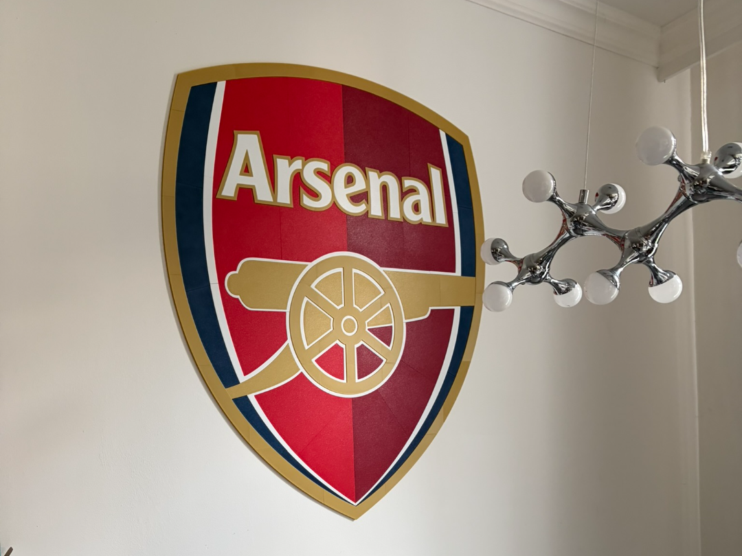 Massive Arsenal wall art. No AMS