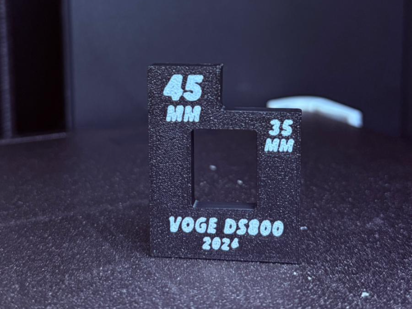 VOGE DS800 medidor holgura cadena 35mm 45mm