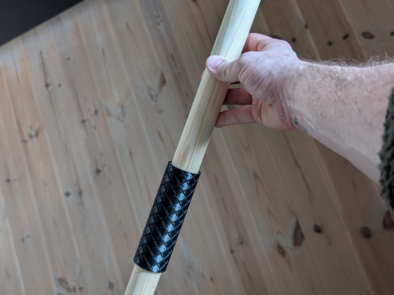 Pull up bar grip
