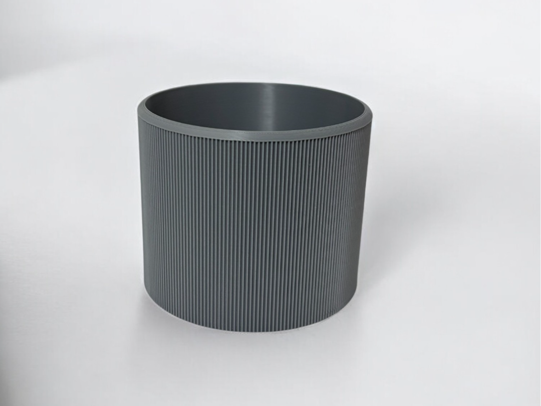 Elegant Wave Vase – Modern Decorative Home Accent