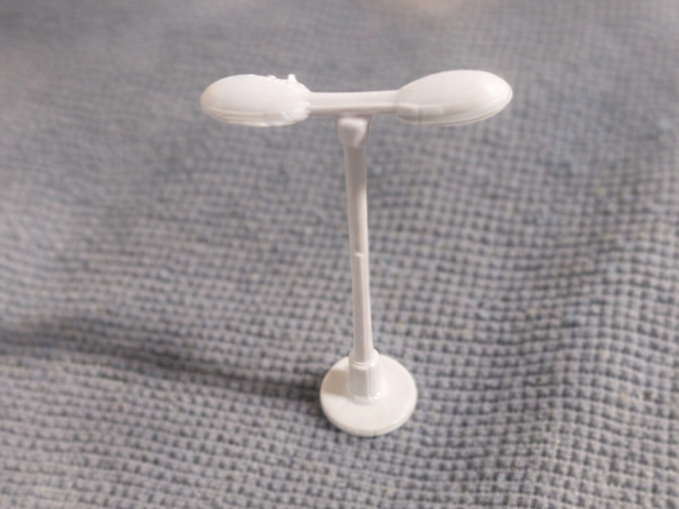 The Tiny Street Lamp