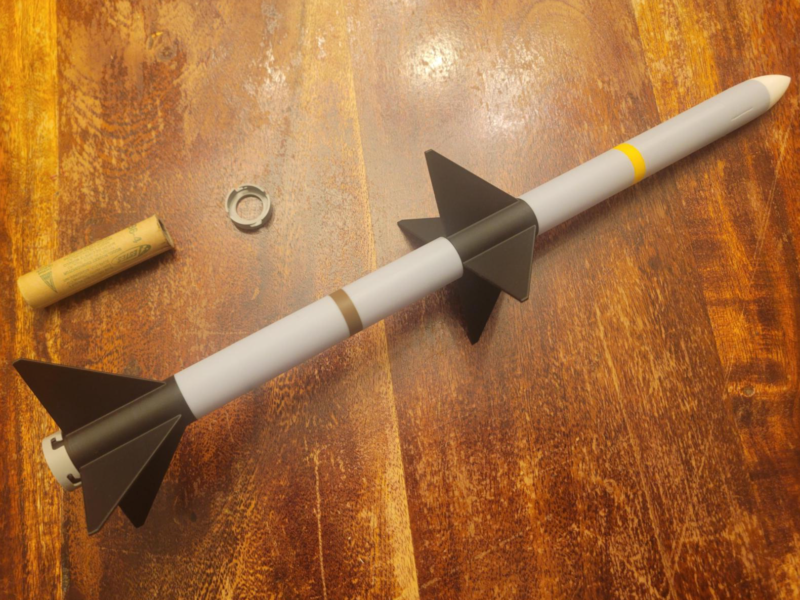 Launchable AIM-7 Sparrow Model Rocket, 18mm Motors