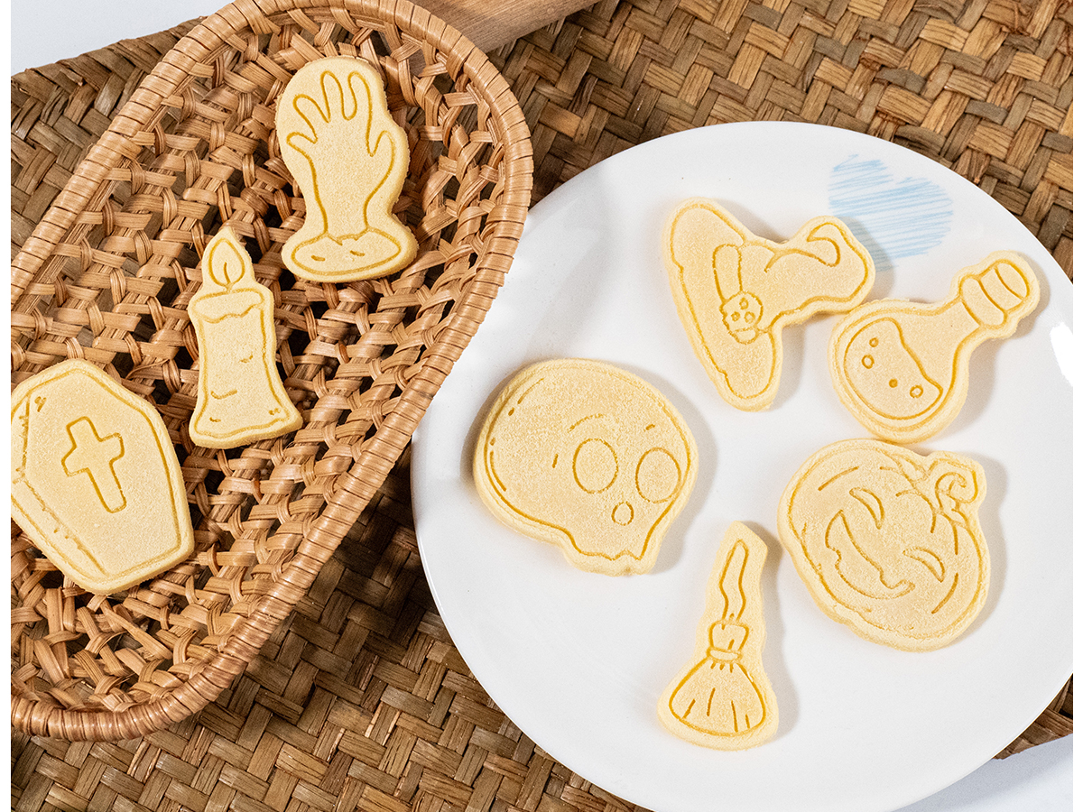 Halloween Witch Pumpkin Cookie Mold Set
