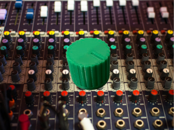 Customizable potentiometer knob