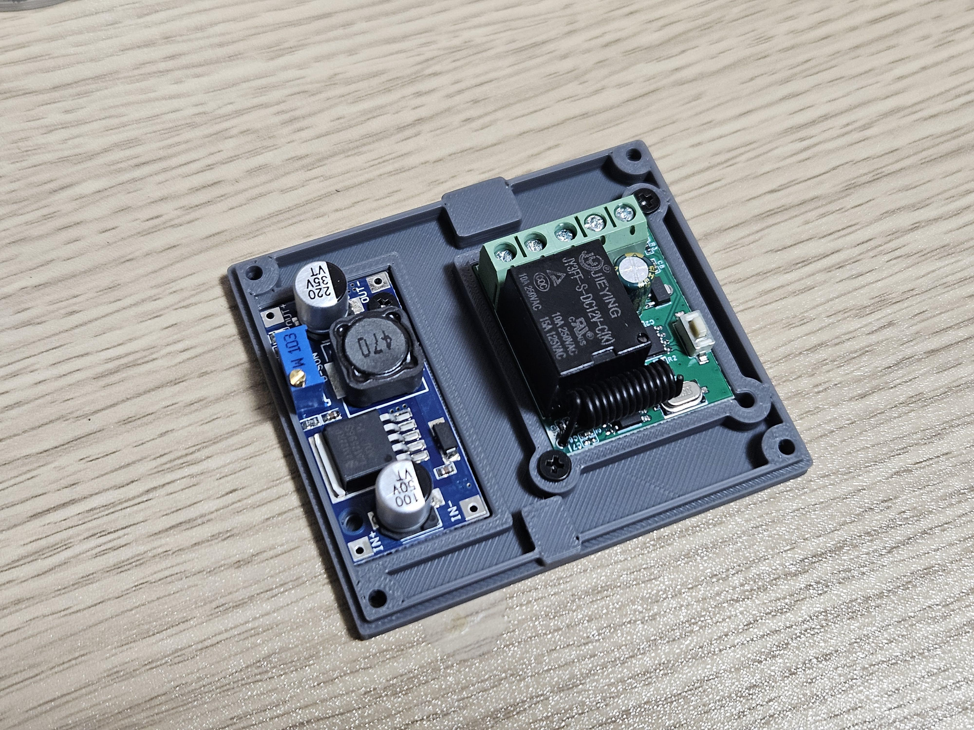 Case for 433Mhz remote control relay and LM2596