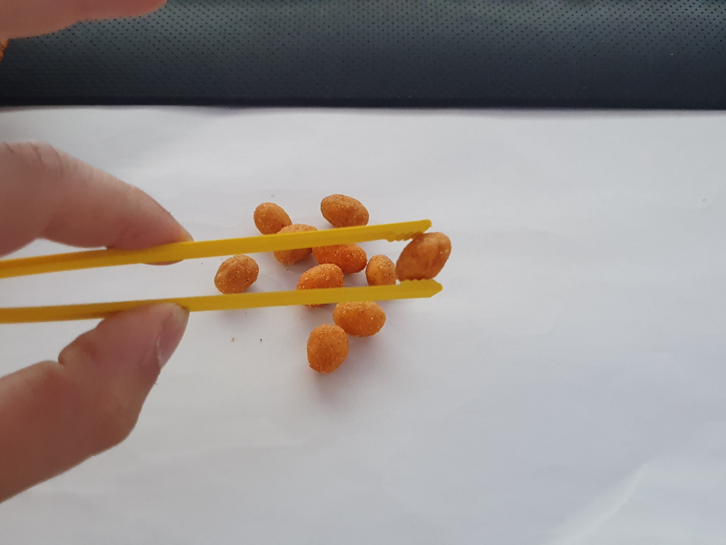 Snack Tweezers for clean fingers